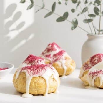 White or Dark Chocolate Creme Puffs 6pc